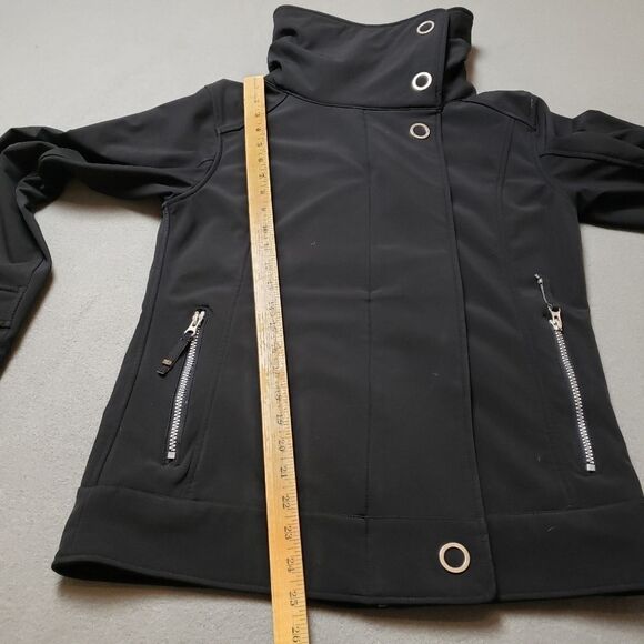 Betty Rides Womens Black Snowboarding Jacket - Picture 10 of 10